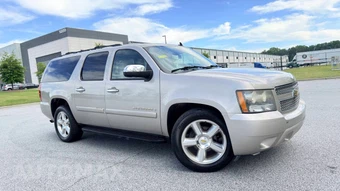 2007 Chevrolet Suburban 1500 LTZ 1LZ - miniatura 2