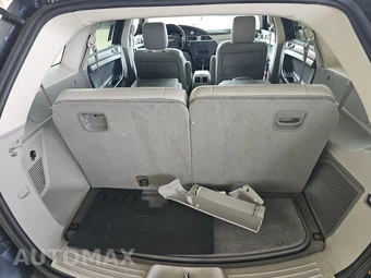 2007 Chrysler Pacifica Touring 116.3" WB - miniatura 17