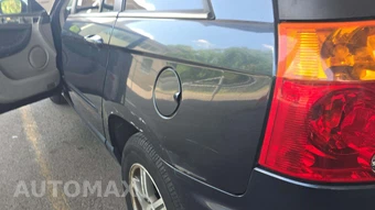 2007 Chrysler Pacifica Touring 116.3" WB - miniatura 42