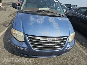2007 Chrysler Town & Country Limited 119.3" WB - miniatura 2