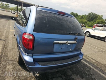 2007 Chrysler Town & Country Limited 119.3" WB - miniatura 5