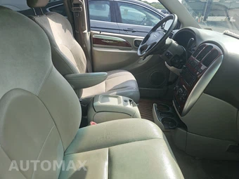 2007 Chrysler Town & Country Limited 119.3" WB - miniatura 8