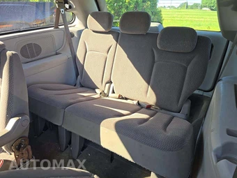 2007 Chrysler Town & Country Touring 119.3" WB – miniatura 14