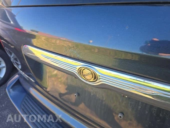2007 Chrysler Town & Country Touring 119.3" WB – miniatura 31