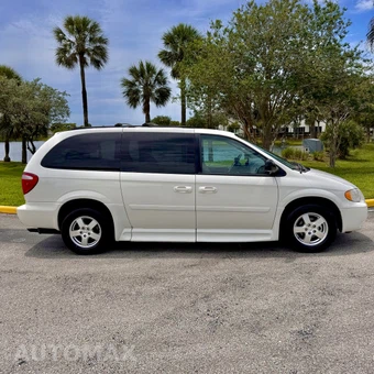 2007 Dodge Grand Caravan SXT Minivan 119.3" WB - miniatura 11