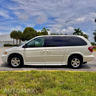 2007 Dodge Grand Caravan SXT Minivan 119.3" WB - miniatura 18