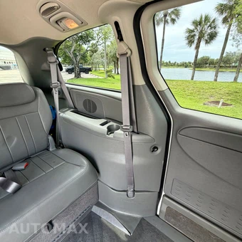 2007 Dodge Grand Caravan SXT Minivan 119.3" WB - miniatura 30