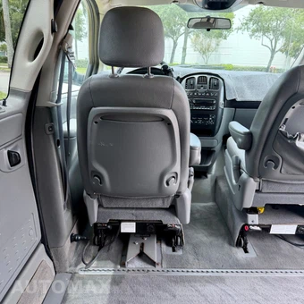 2007 Dodge Grand Caravan SXT Minivan 119.3" WB - miniatura 34