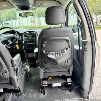 2007 Dodge Grand Caravan SXT Minivan 119.3" WB - miniatura 36