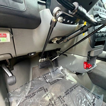 2007 Dodge Grand Caravan SXT Minivan 119.3" WB - miniatura 48