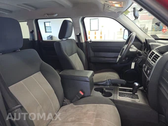 2007 Dodge Nitro SXT – miniatura 8