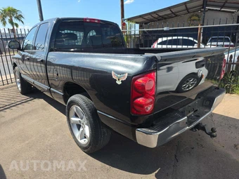 2007 Dodge Ram 1500 SLT Crew Cab Medium Bed – miniatura 2