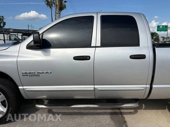 2007 Dodge Ram 1500 SLT Crew Cab Medium Bed - miniatura 10