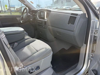 2007 Dodge Ram 1500 SLT Crew Cab Medium Bed - miniatura 18