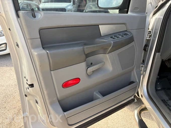 2007 Dodge Ram 1500 SLT Crew Cab Medium Bed - miniatura 25