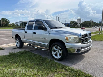 2007 Dodge Ram 1500 SLT Crew Cab Medium Bed - miniatura 7