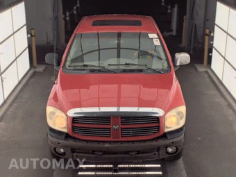 2007 Dodge Ram 1500 SLT Crew Cab Medium Bed - miniatura 2
