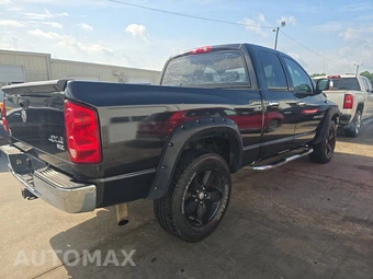 2007 Dodge Ram 1500 SLT Crew Cab Medium Bed – miniatura 4