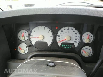 2007 Dodge Ram 1500 ST Crew Cab Medium Bed - miniatura 21