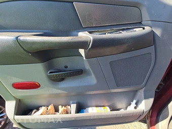 2007 Dodge Ram 1500 ST Crew Cab Medium Bed - miniatura 9