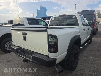 2007 Dodge Ram 1500 ST Crew Cab Medium Bed – miniatura 4