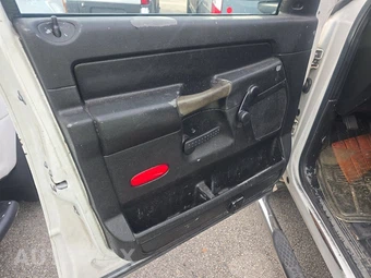 2007 Dodge Ram 1500 ST Crew Cab Medium Bed – miniatura 9