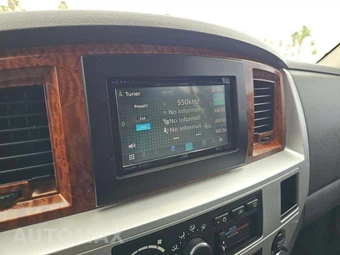 2007 Dodge Ram 3500 Laramie Extended Crew Cab Medium Bed DRW - miniatura 46
