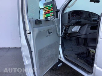 2007 Ford E-150 Wagon XL 138.0" WB - miniatura 10