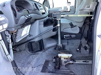 2007 Ford E-150 Wagon XL 138.0" WB - miniatura 12