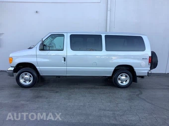 2007 Ford E-150 Wagon XL 138.0" WB - miniatura 3