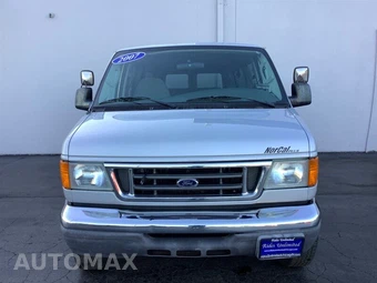 2007 Ford E-150 Wagon XL 138.0" WB - miniatura 9