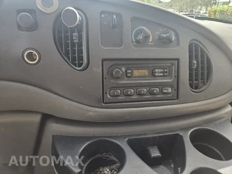 2007 Ford E-250 Recreational Van 138.0" WB - miniatura 12