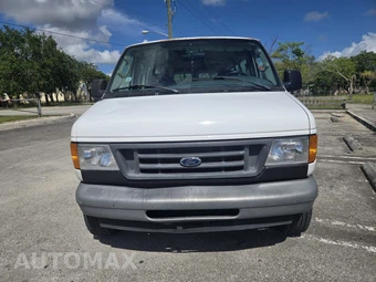 2007 Ford E-250 Recreational Van 138.0" WB - miniatura 5