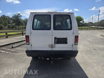 2007 Ford E-250 Recreational Van 138.0" WB - miniatura 6