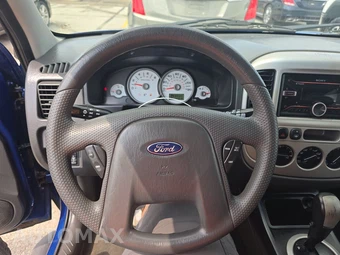 2007 Ford Escape XLT – miniatura 10