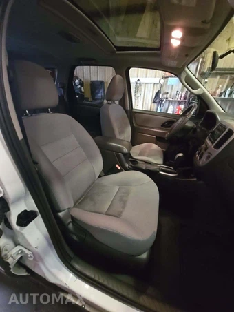 2007 Ford Escape XLT – miniatura 15