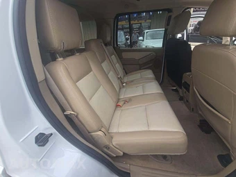 2007 Ford Explorer Eddie Bauer – miniatura 13