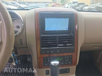 2007 Ford Explorer Eddie Bauer – miniatura 7