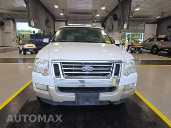 2007 Ford Explorer Eddie Bauer - miniatura 2