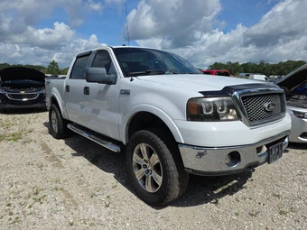 2007 Ford F-150 Lariat Crew Cab Short Bed - miniatura 3