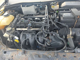 2007 Ford Focus S Hatchback – miniatura 15
