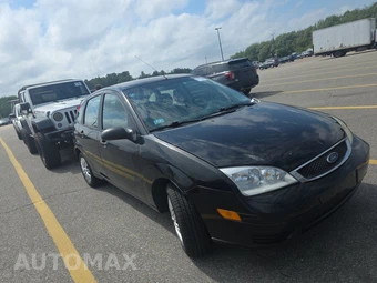 2007 Ford Focus S Hatchback – miniatura 3