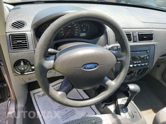 2007 Ford Focus SE Sedan – miniatura 10