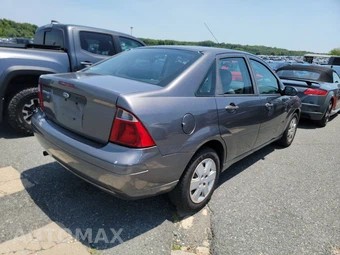 2007 Ford Focus SE Sedan – miniatura 4