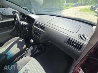 2007 Ford Focus SES Sedan – miniatura 16