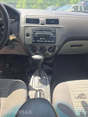 2007 Ford Focus SES Sedan – miniatura 7