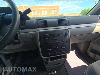 2007 Ford Freestar Cargo Van 120.8" WB - miniatura 10