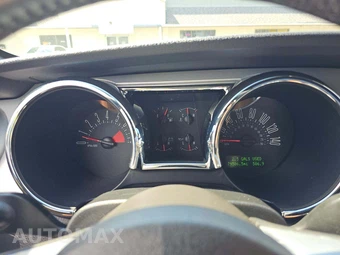 2007 Ford Mustang GT Deluxe Coupe - miniatura 9