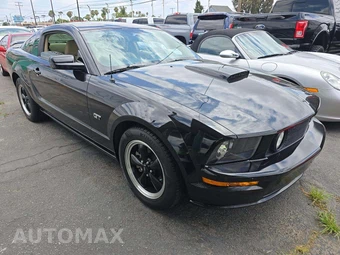 2007 Ford Mustang GT Deluxe Coupe – miniatura 4