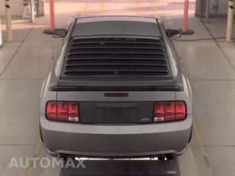 2007 Ford Mustang GT Deluxe Coupe - miniatura 5